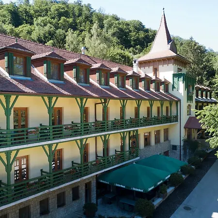 Hotel Bakony