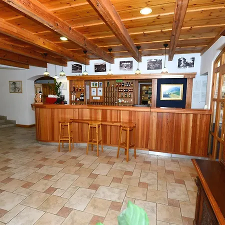 Bakony Hotel 2*
