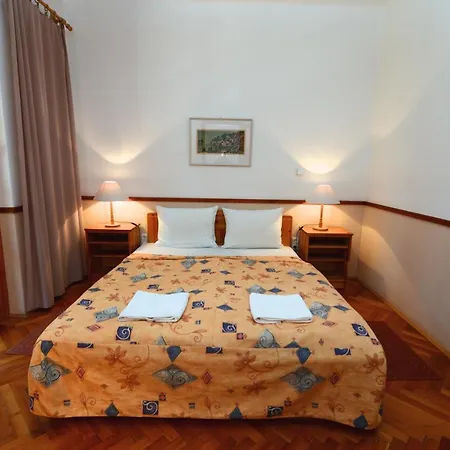 Bakony Hotel 2*