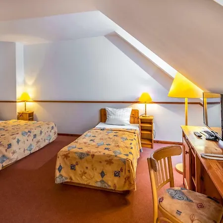 Bakony Hotel