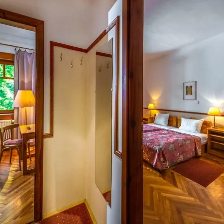 Hotel Bakony