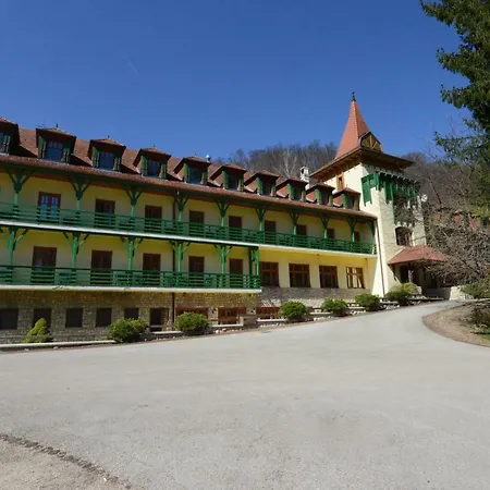 Hotel Bakony